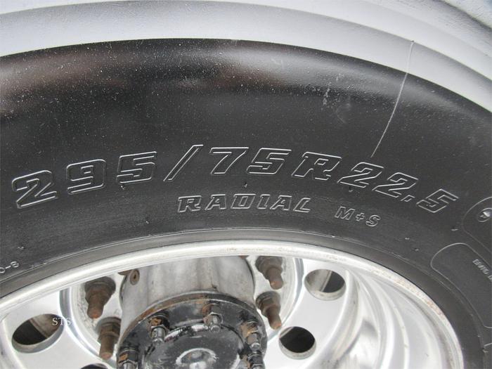 Used 2019 FREIGHTLINER CASCADIA 126