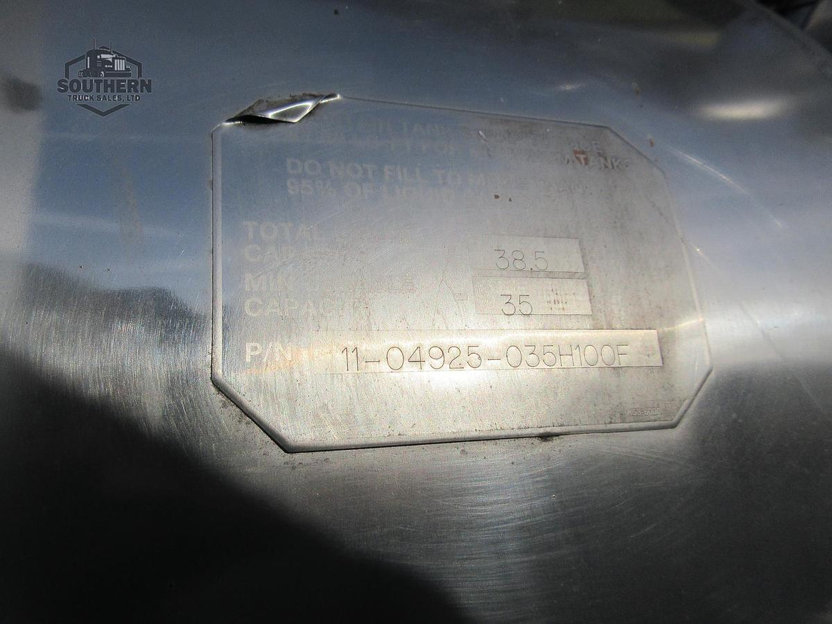 Used 2020 PETERBILT 567