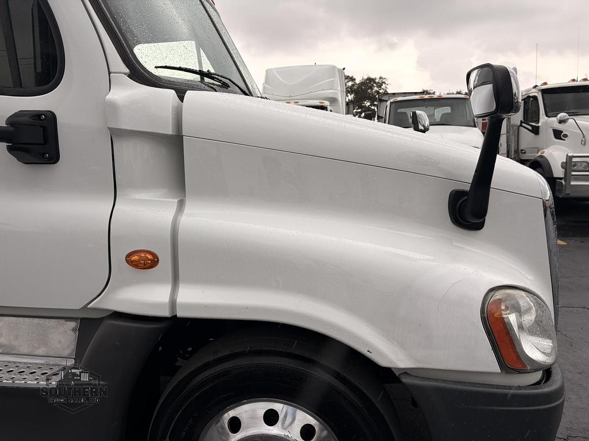 Used 2020 FREIGHTLINER CASCADIA 125