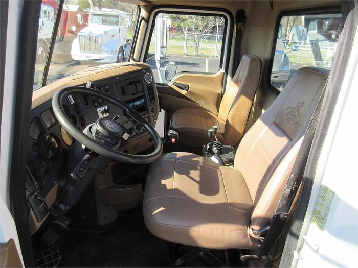 Used 2012 MACK GRANITE GU713