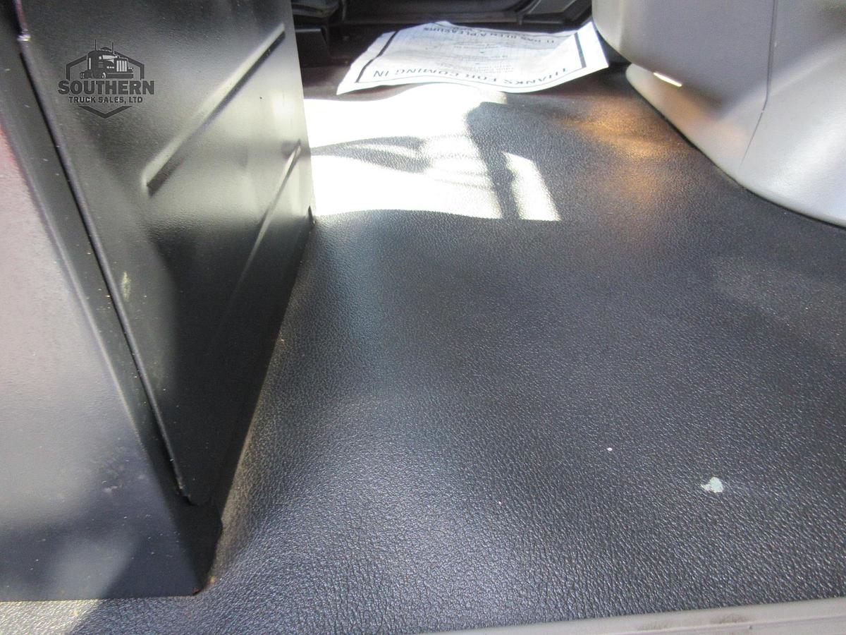 Used 2018 PETERBILT 579