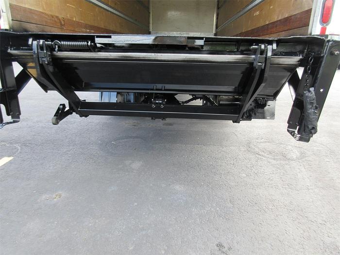 Used 2018 FREIGHTLINER BUSINESS CLASS M2 106