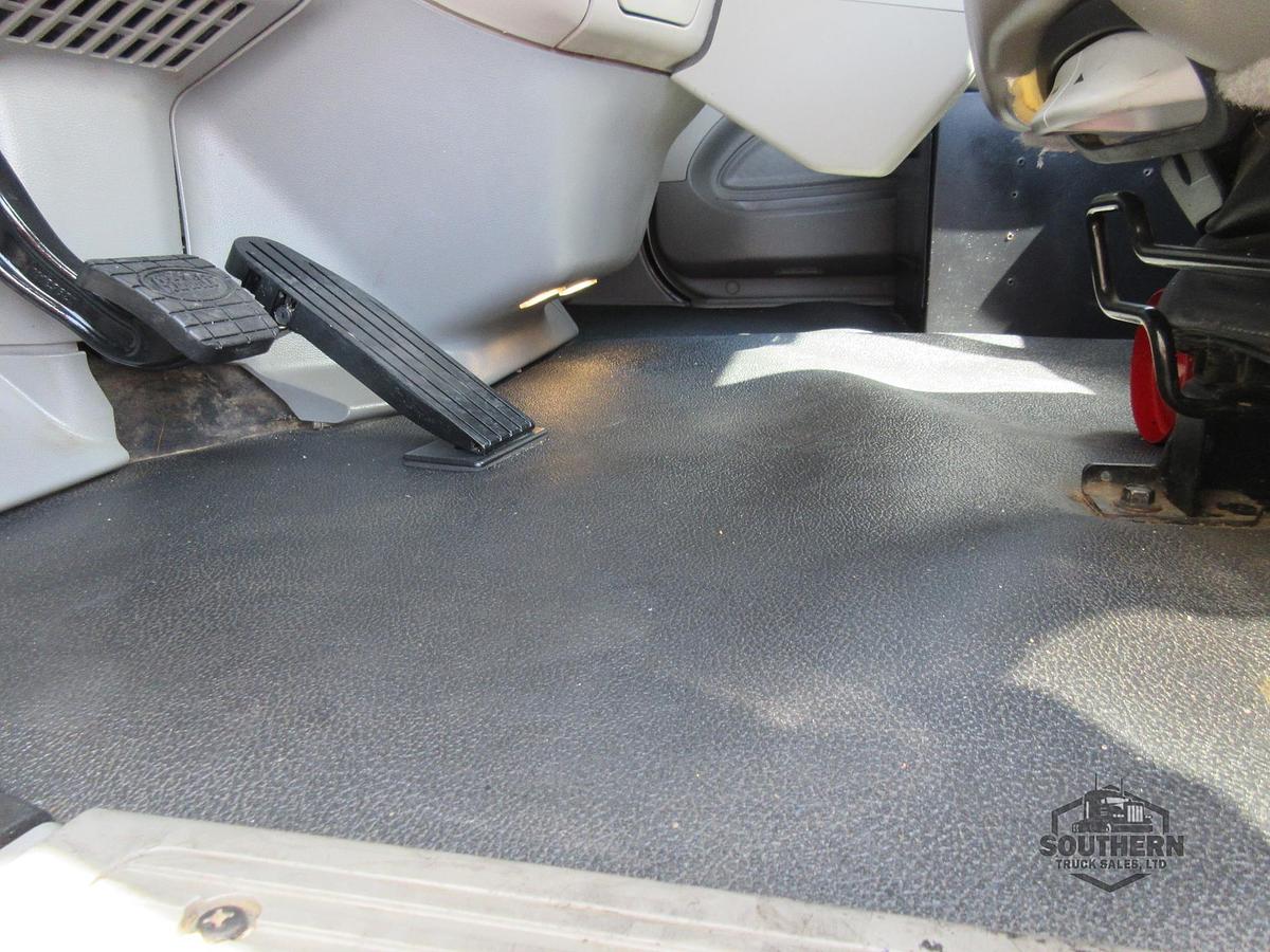 Used 2018 PETERBILT 579