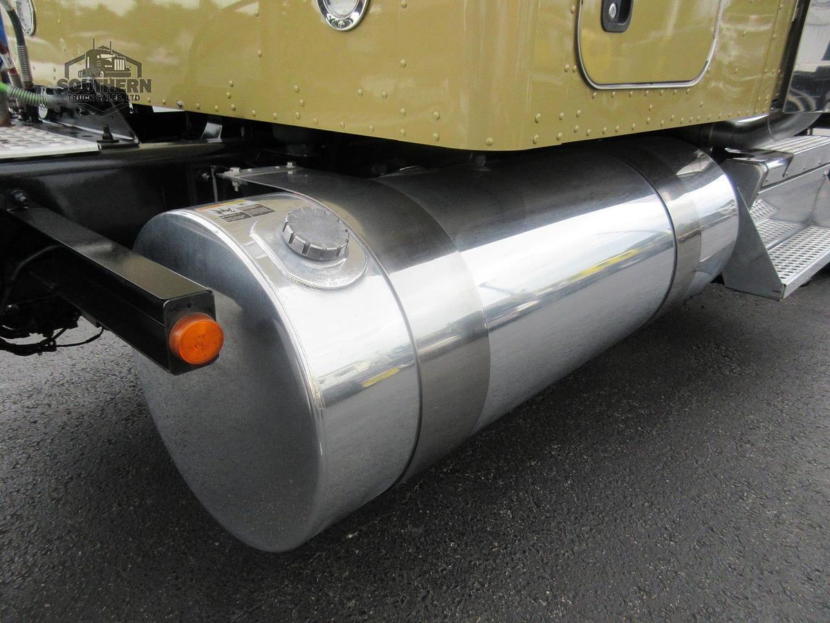 Used 2019 KENWORTH W900L