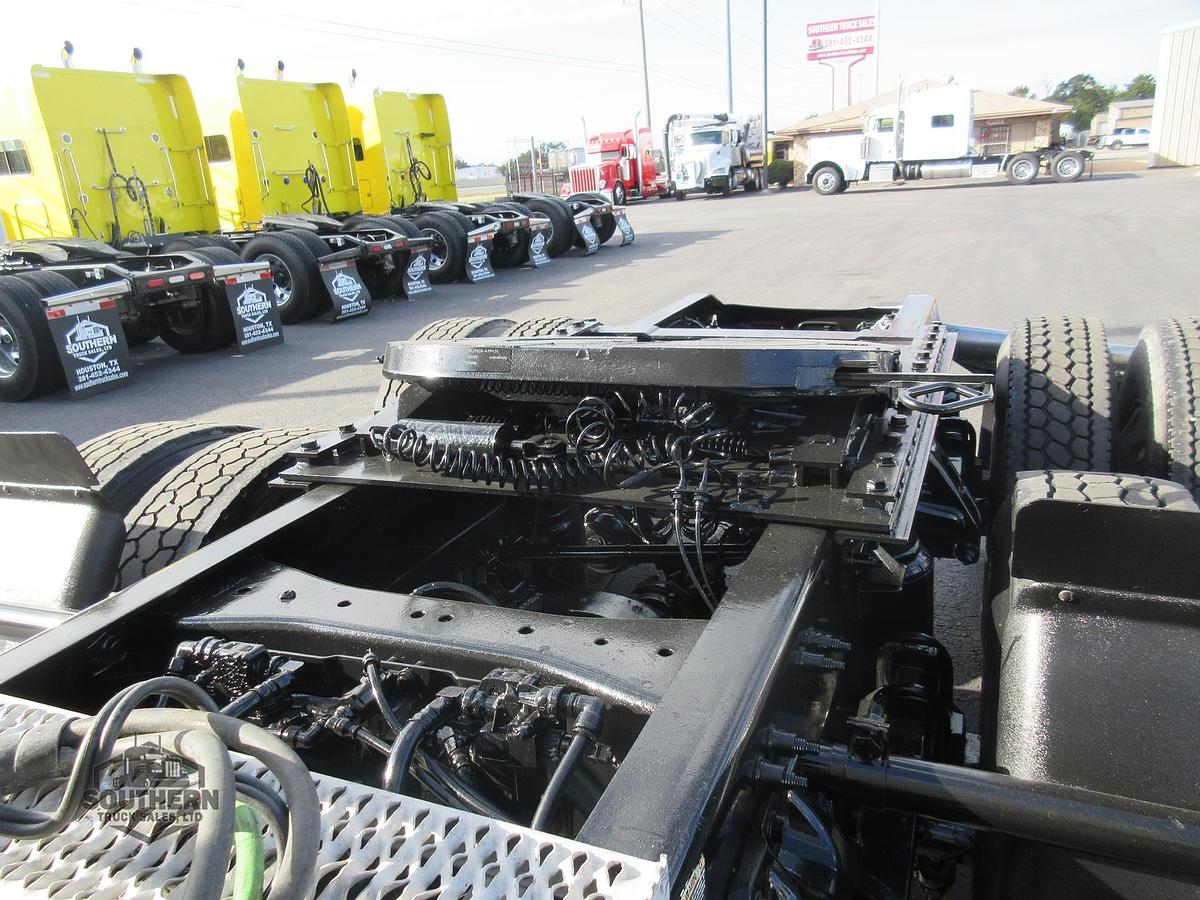 Used 2019 PETERBILT 389