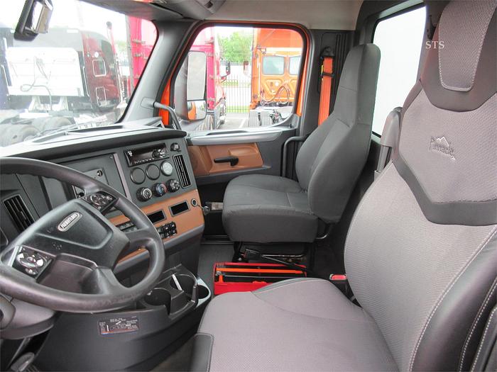 Used 2018 FREIGHTLINER CASCADIA 116