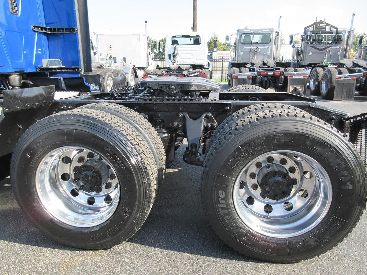 Used 2021 INTERNATIONAL LT