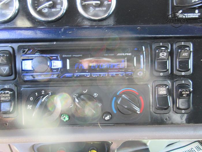 Used 2018 PETERBILT 389