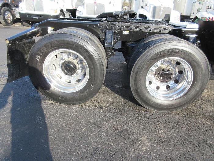 Used 2019 PETERBILT 389