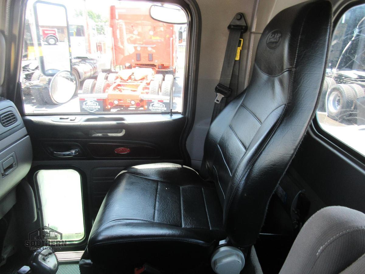 Used 2015 PETERBILT 389