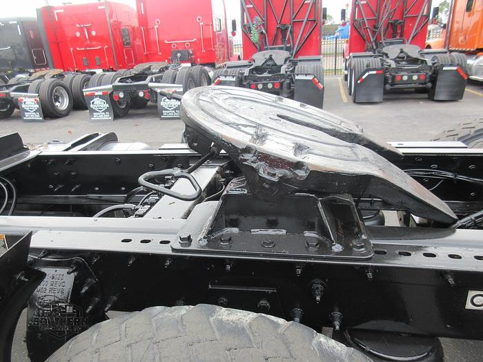 Used 2019 PETERBILT 567