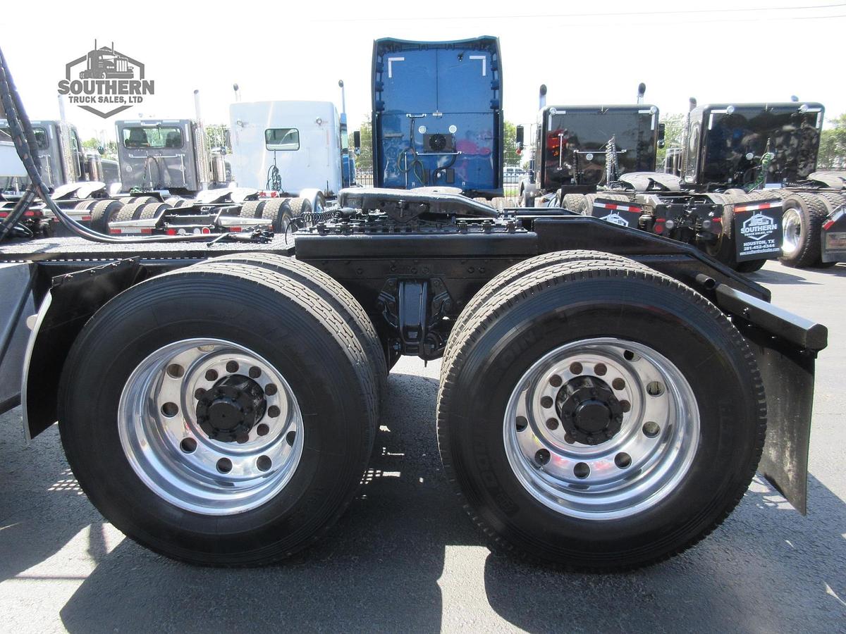 Used 2013 KENWORTH W900L