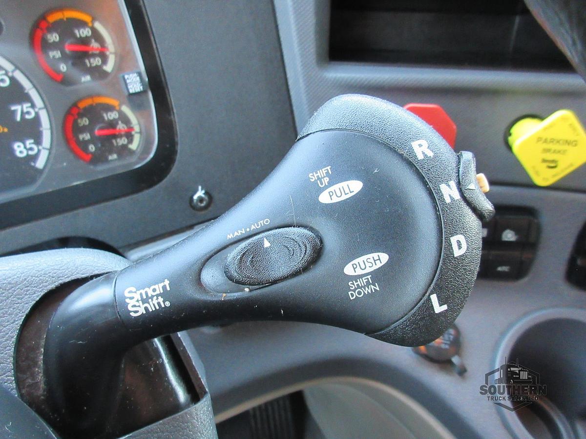 Used 2019 FREIGHTLINER CASCADIA 113