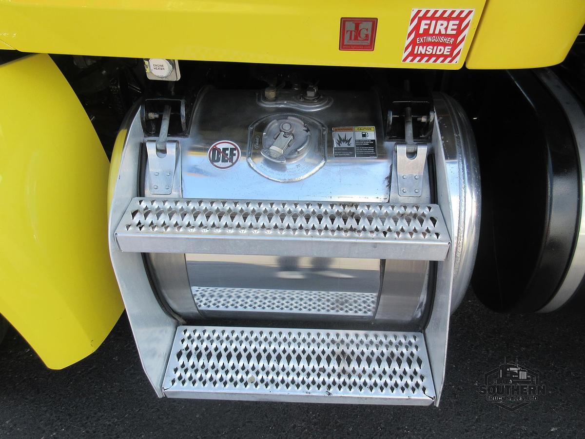 Used 2021 PETERBILT 579