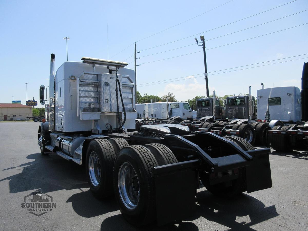 Used 2013 KENWORTH W900L