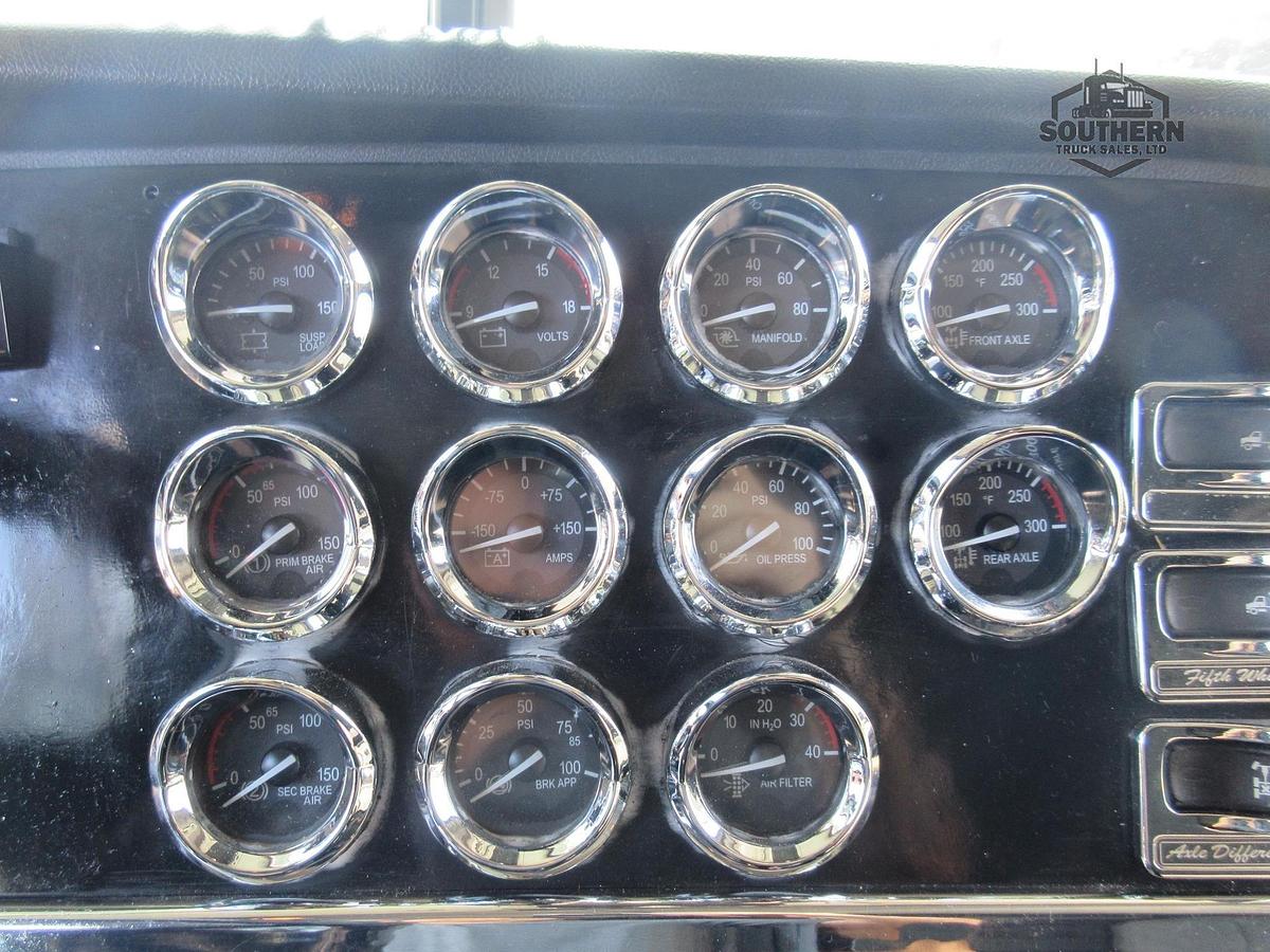 Used 2018 PETERBILT 389