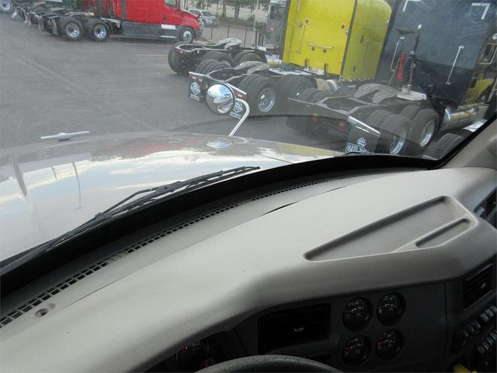 Used 2019 PETERBILT 567