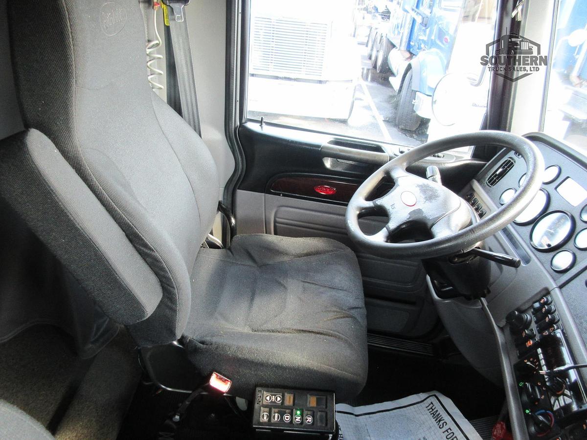 Used 2019 PETERBILT 389