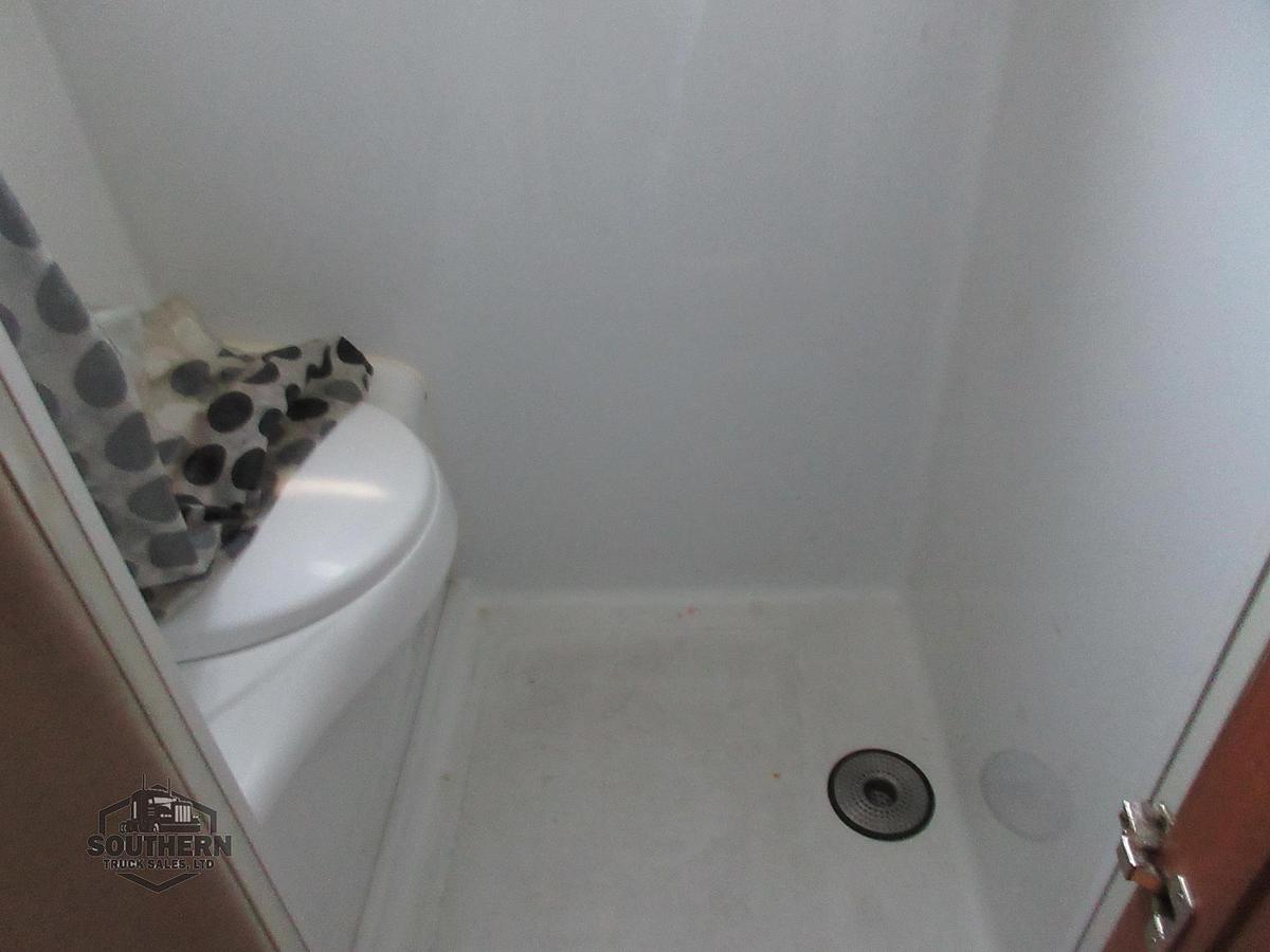 Used 2015 PETERBILT 579 ARI