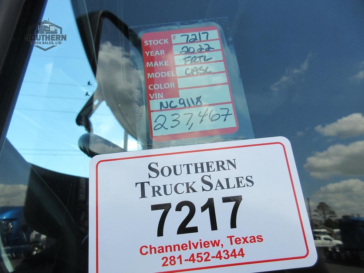 Used 2022 FREIGHTLINER CASCADIA 126