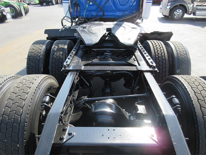 Used 2017 FREIGHTLINER CASCADIA 125