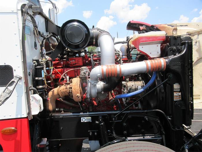 Used 2015 PETERBILT 365