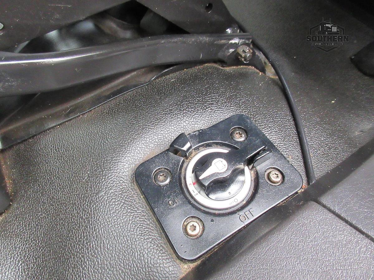 Used 2014 FREIGHTLINER 114SD