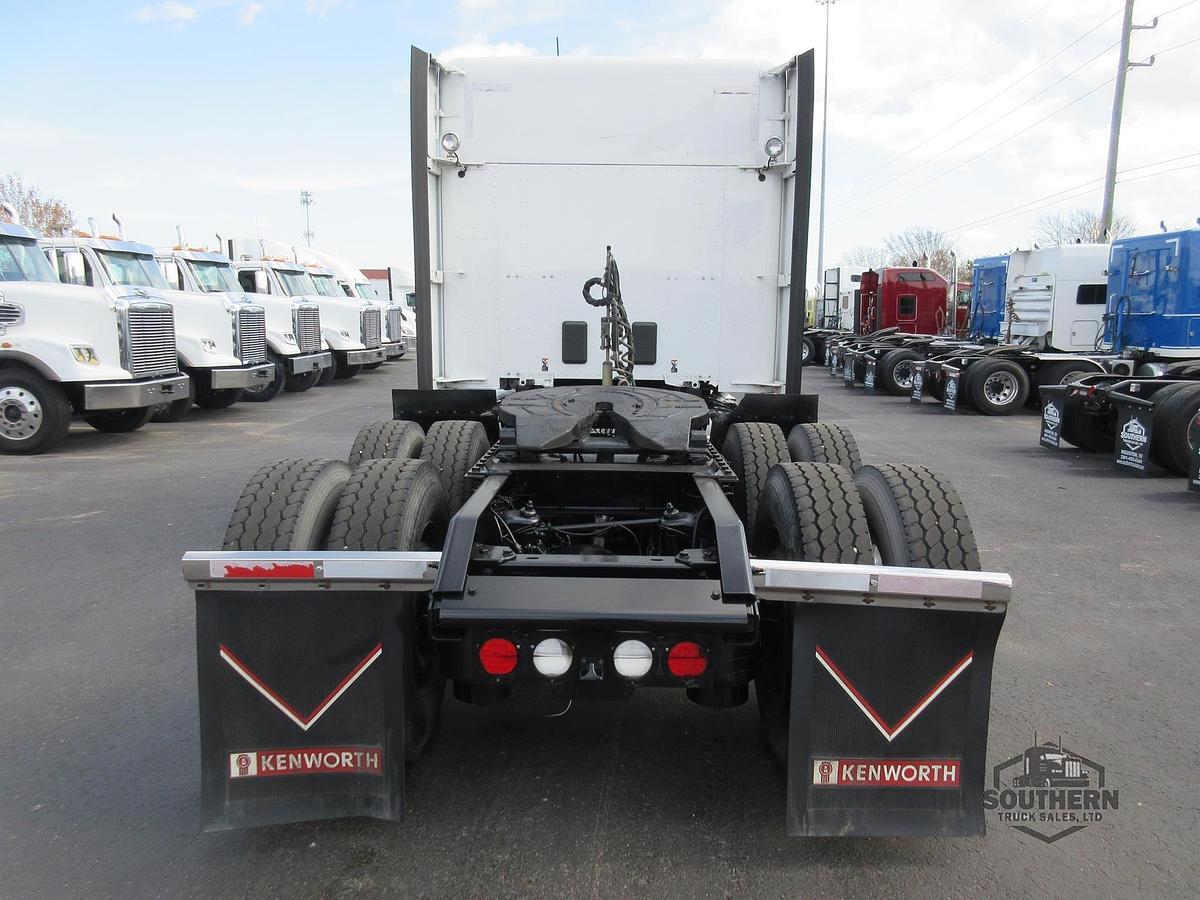 Used 2019 KENWORTH T880
