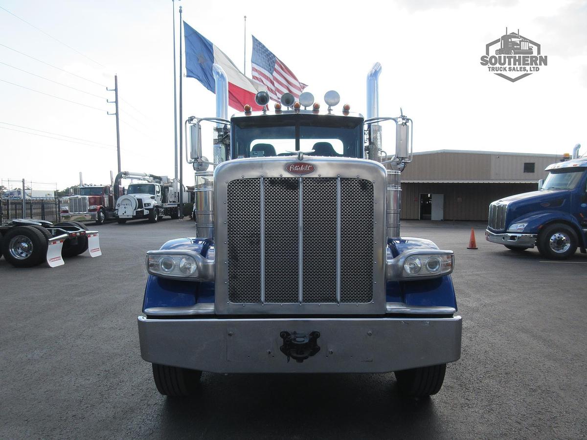 Used 2019 PETERBILT 389