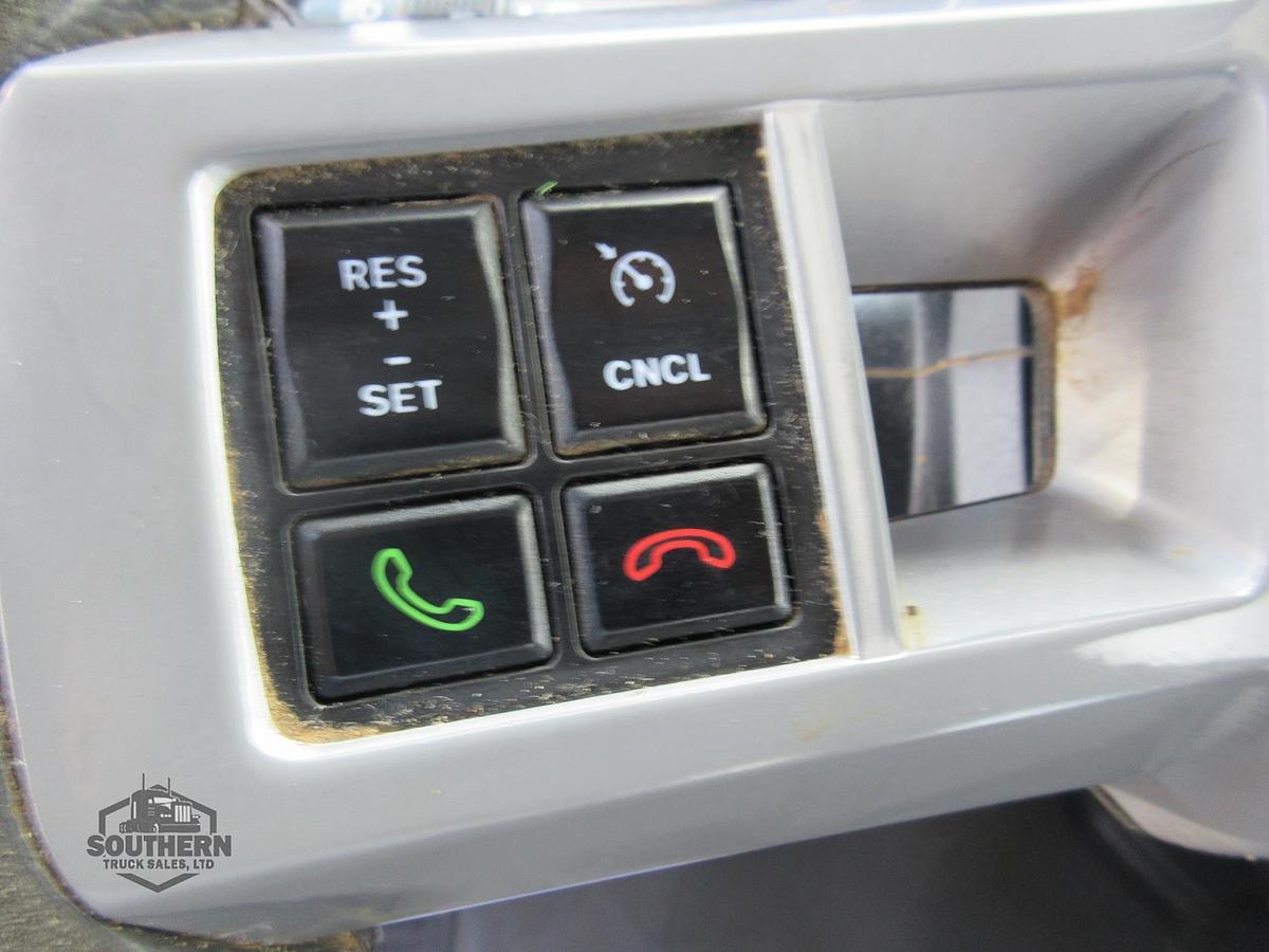 Used 2023 MACK PINNACLE 64T