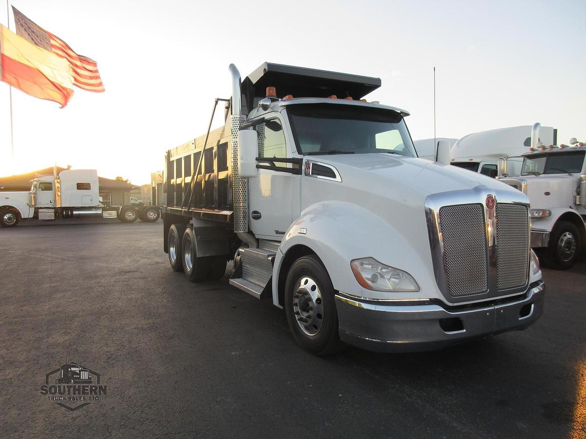 Used 2017 KENWORTH T680
