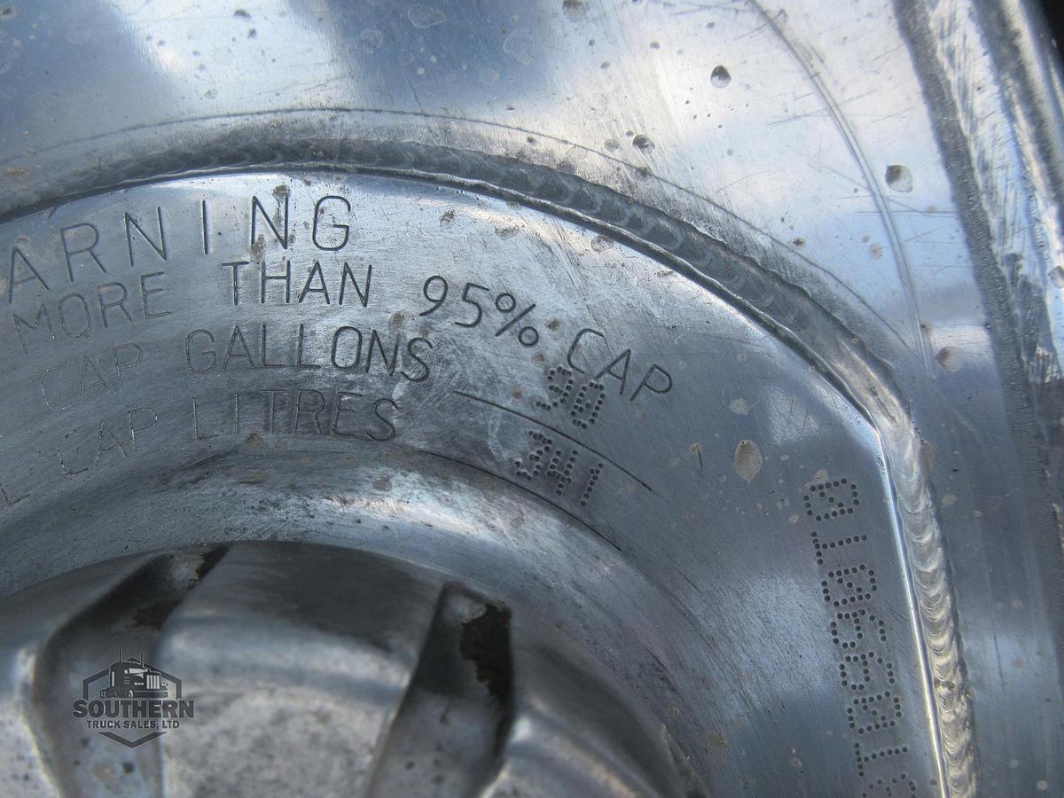 Used 2023 KENWORTH T880