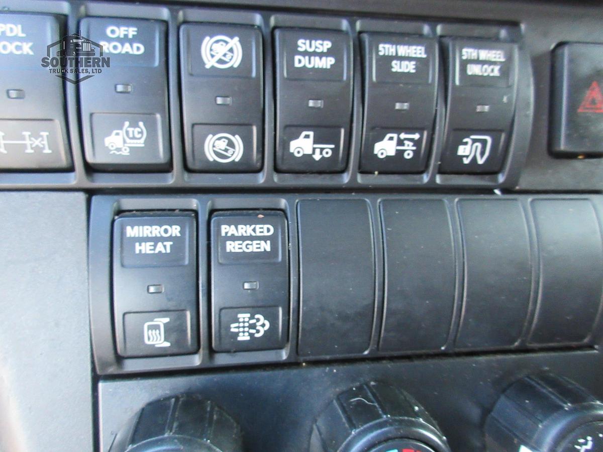 Used 2021 INTERNATIONAL LT