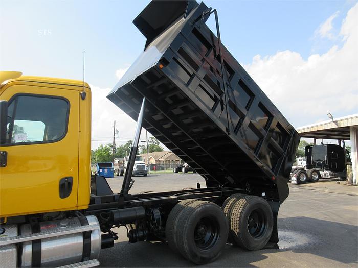 Used 2016 FREIGHTLINER CASCADIA 125