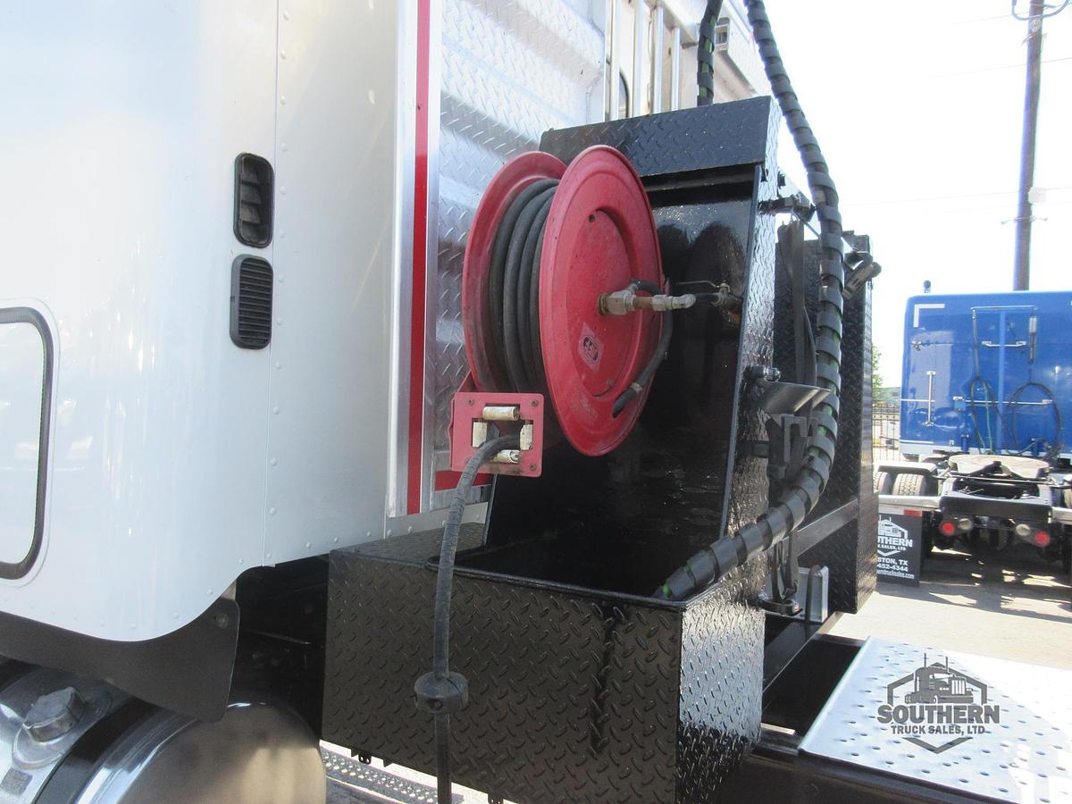 Used 2020 FREIGHTLINER 122SD