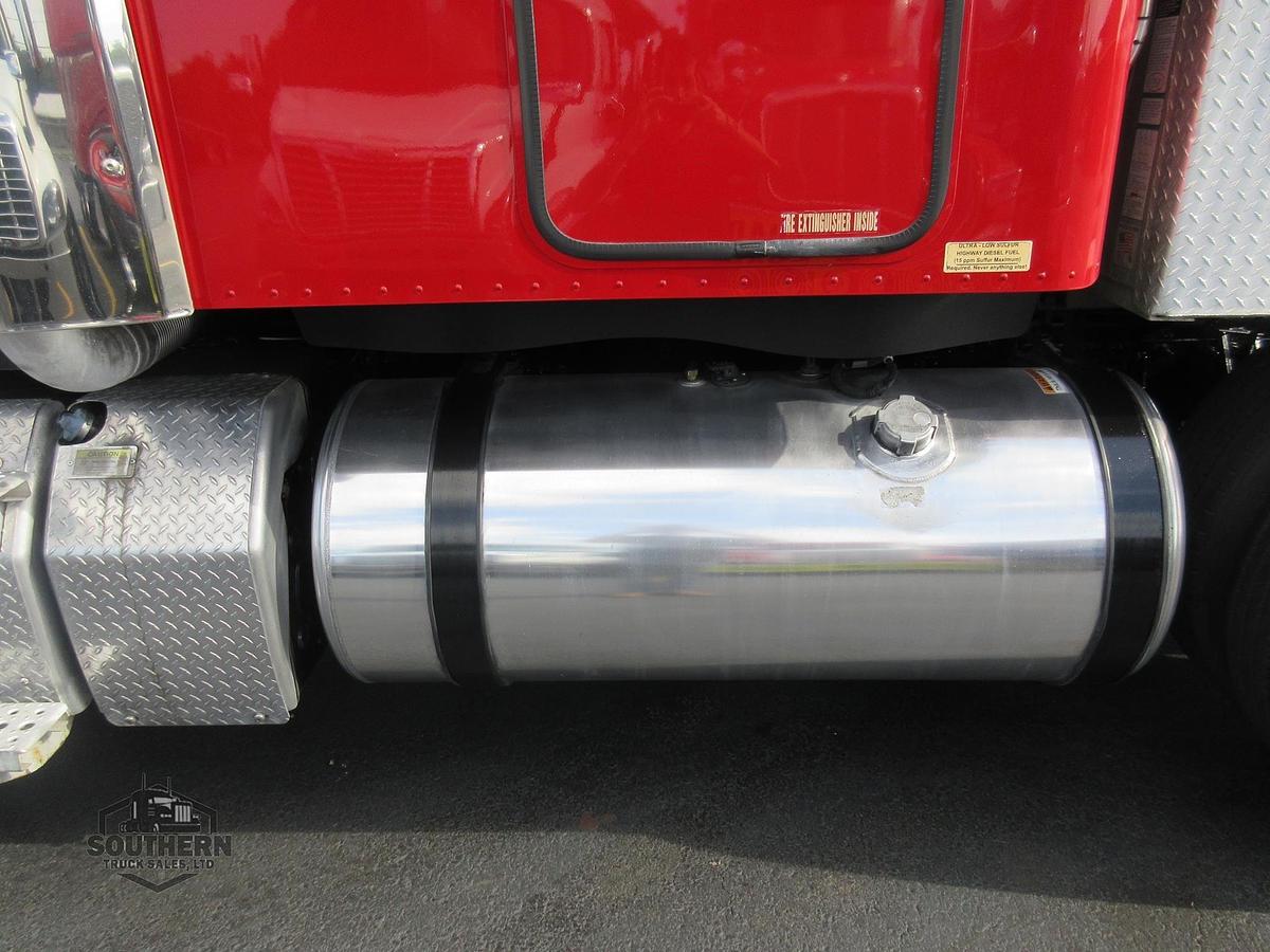 Used 2020 FREIGHTLINER CORONADO 122 SD