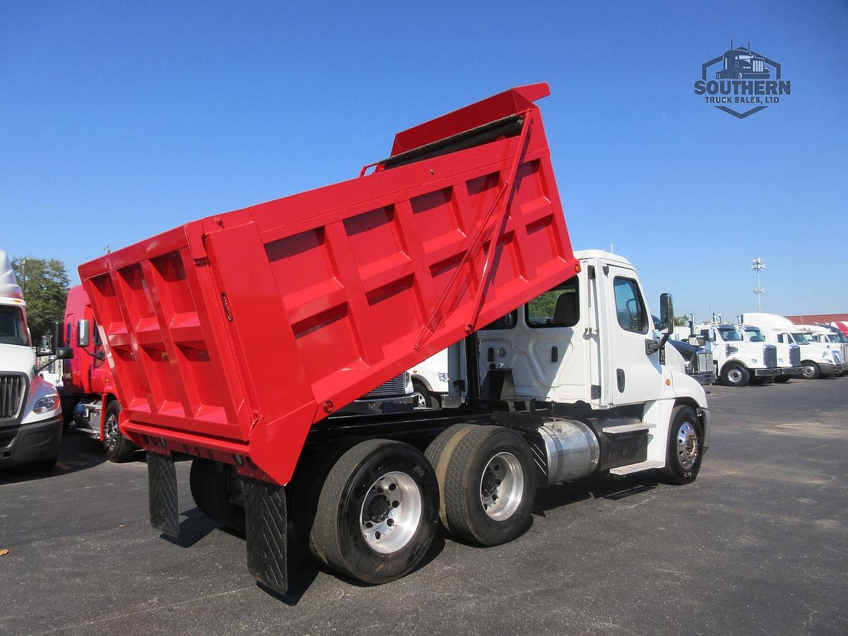 Used 2019 FREIGHTLINER CASCADIA 125