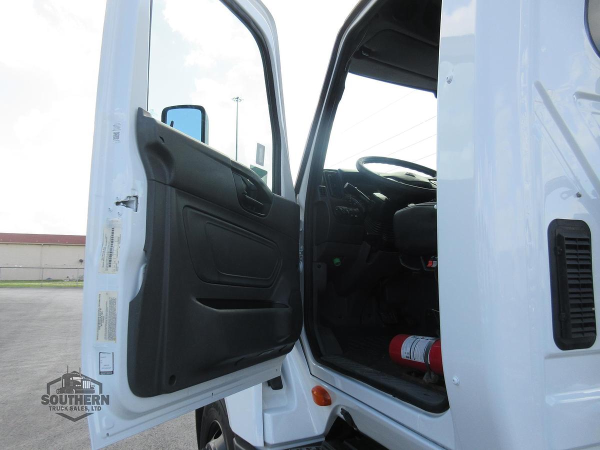 Used 2023 INTERNATIONAL LT