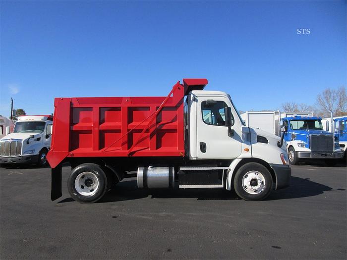 Used 2016 FREIGHTLINER CASCADIA 113