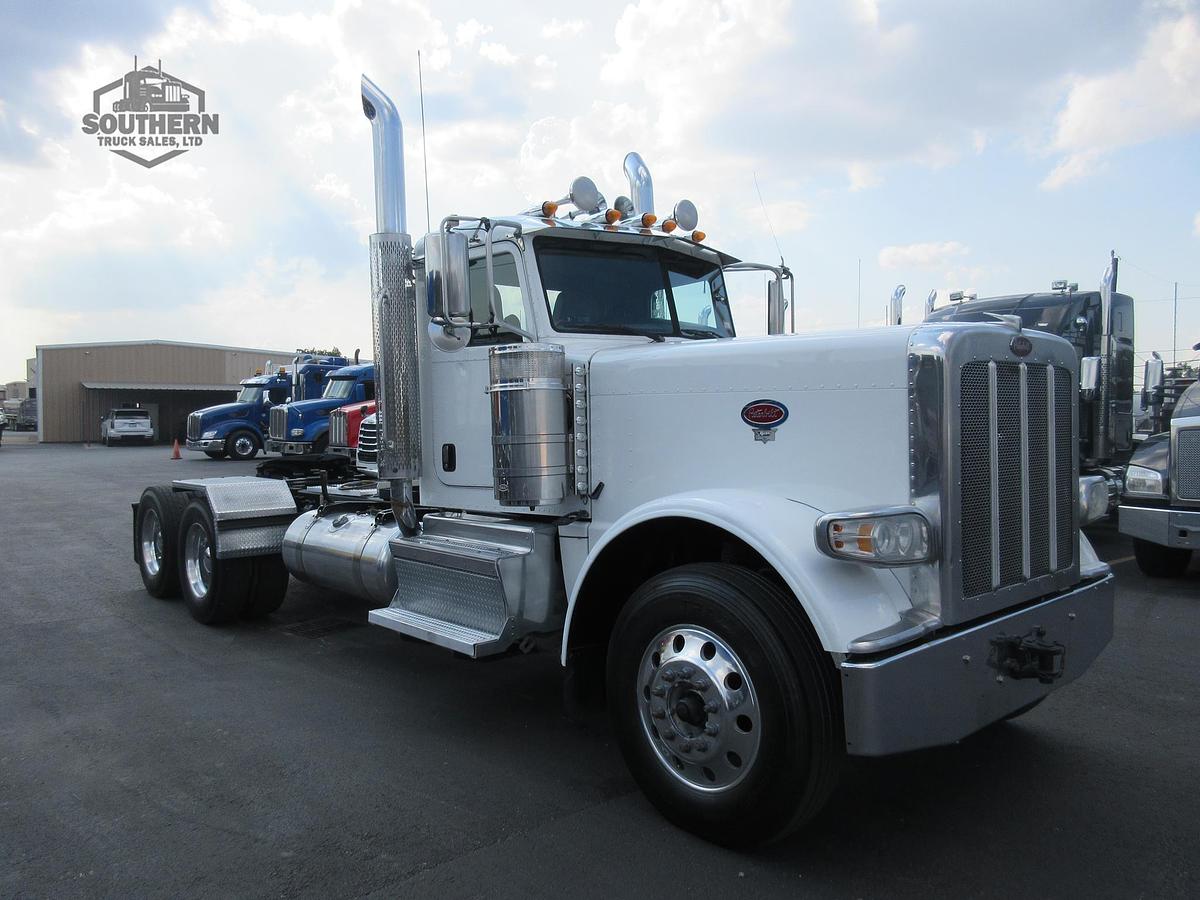 Used 2020 PETERBILT 389