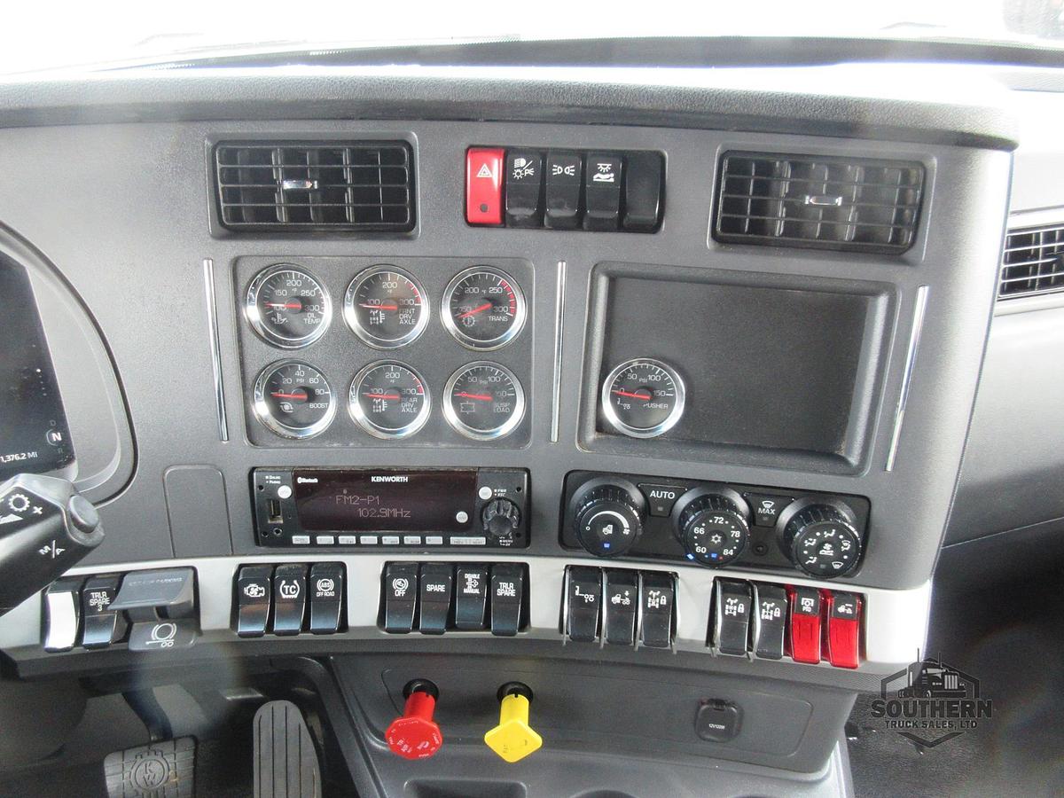 Used 2023 KENWORTH T880