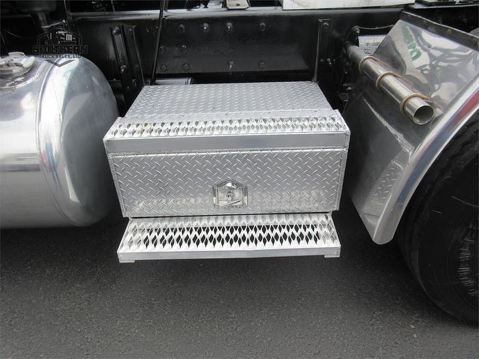 Used 2014 PETERBILT 388