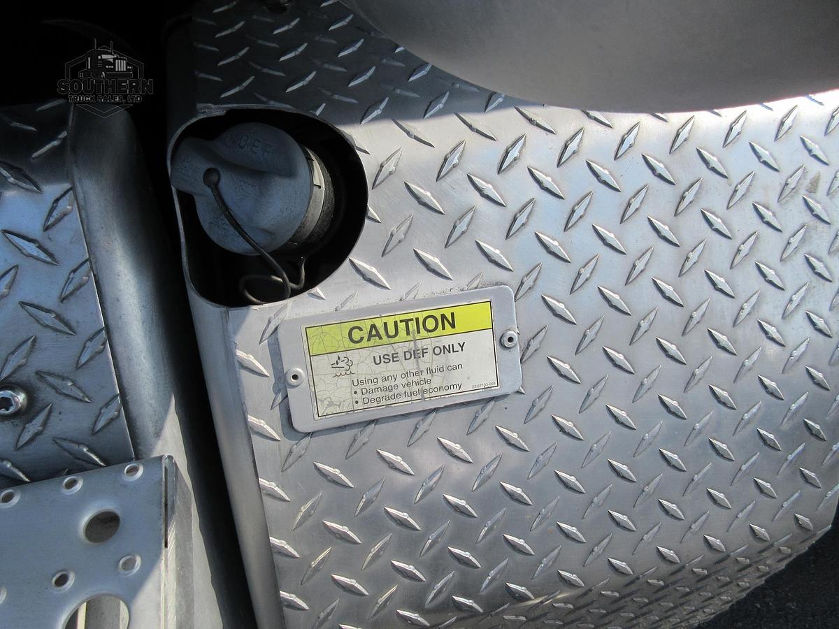 Used 2018 FREIGHTLINER CORONADO 122 SD