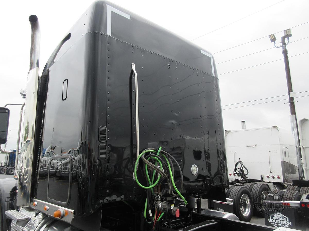 Used 2023 FREIGHTLINER CORONADO 122 SD