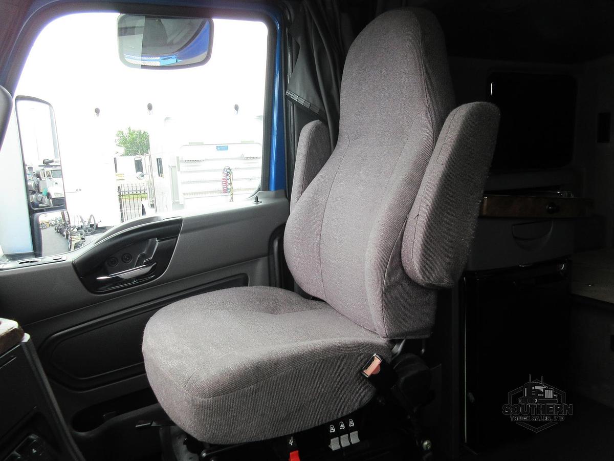 Used 2021 INTERNATIONAL LT