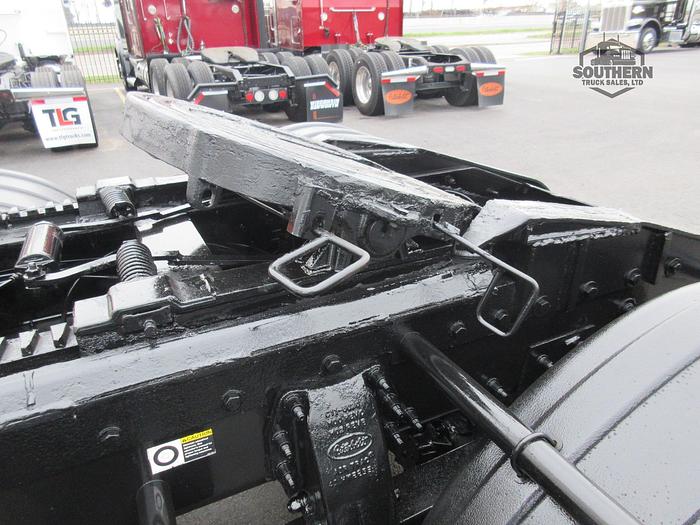 Used 2017 PETERBILT 567