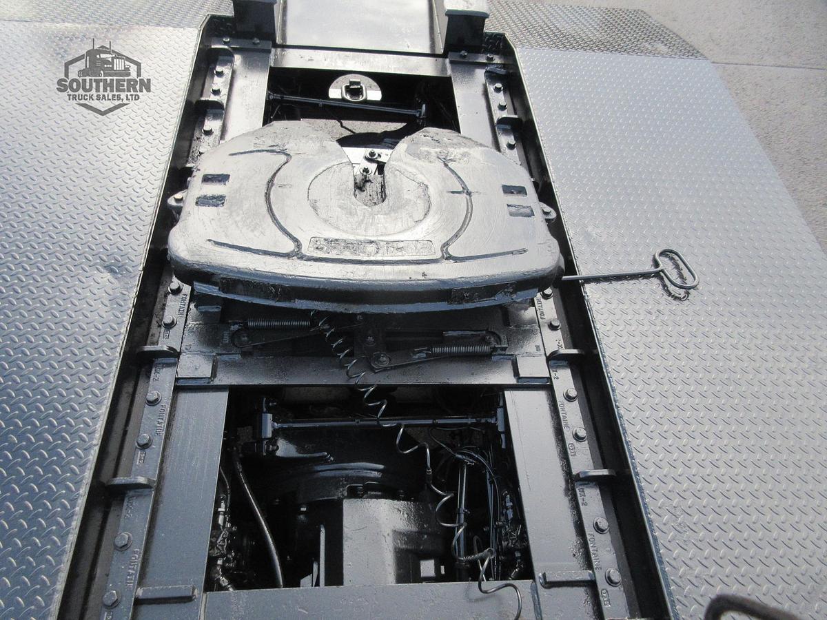 Used 2018 FREIGHTLINER CORONADO 122 SD