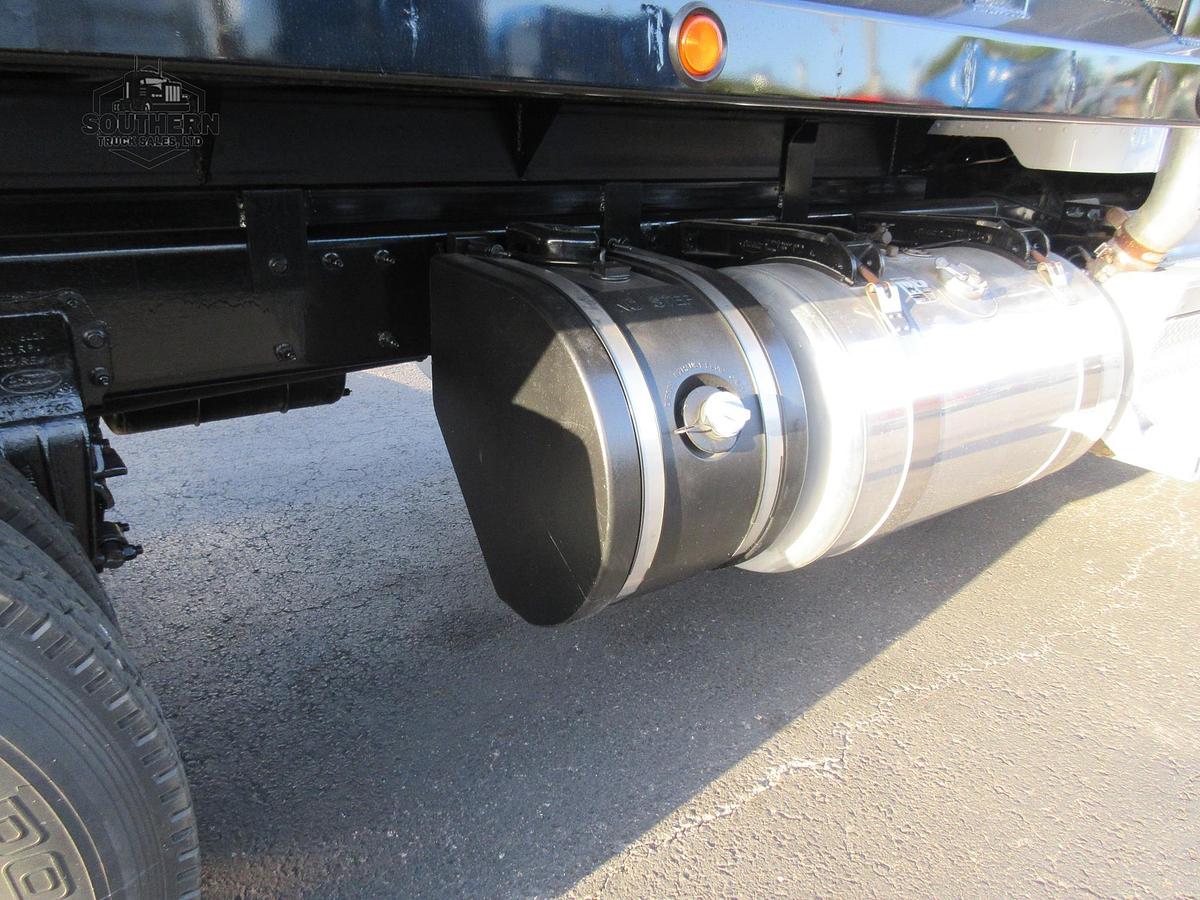 Used 2019 PETERBILT 389