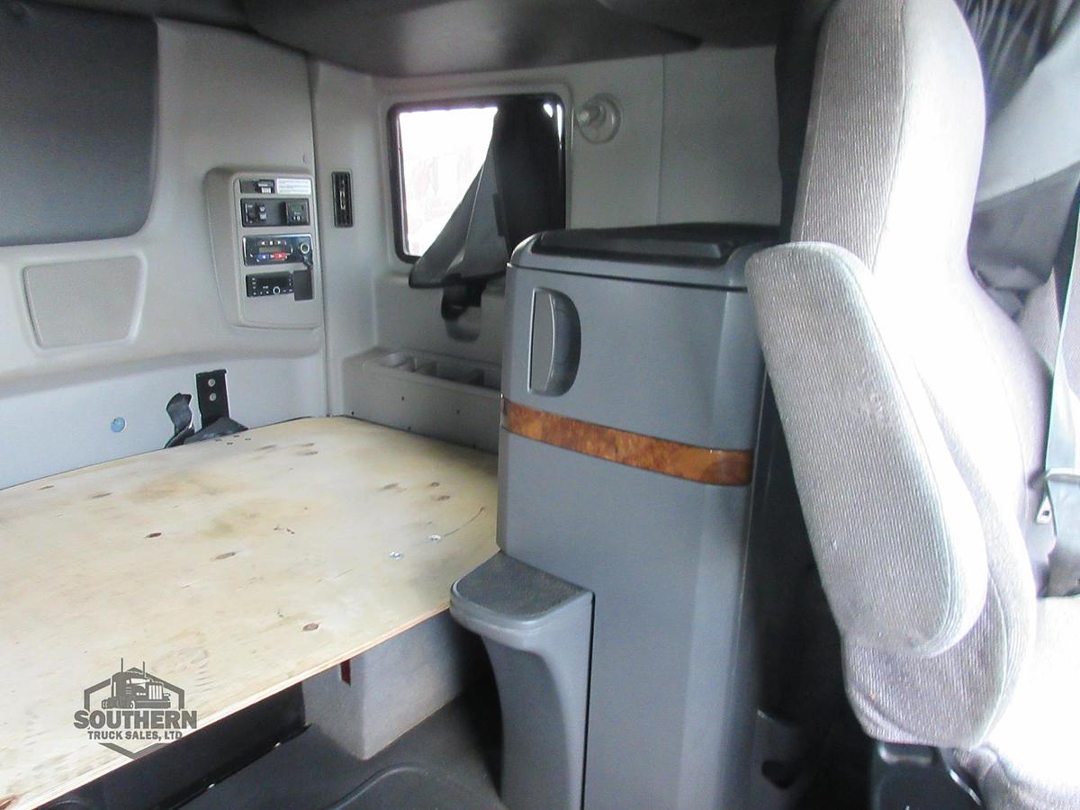 Used 2021 INTERNATIONAL LT