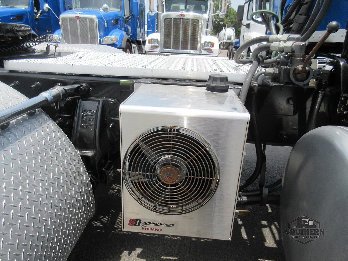 Used 2019 PETERBILT 389